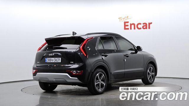 Kia Niro 2022 — photo 2