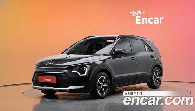 Kia Niro 2022 — photo 1