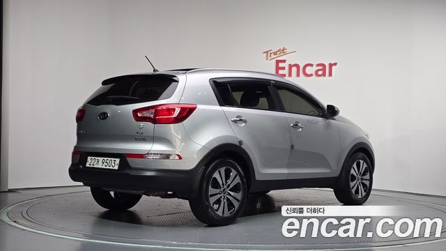 Kia Sportage 2011 — photo 2