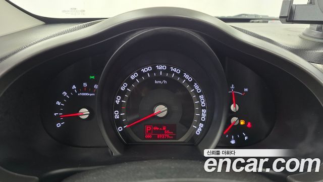Kia Sportage 2011 — photo 8