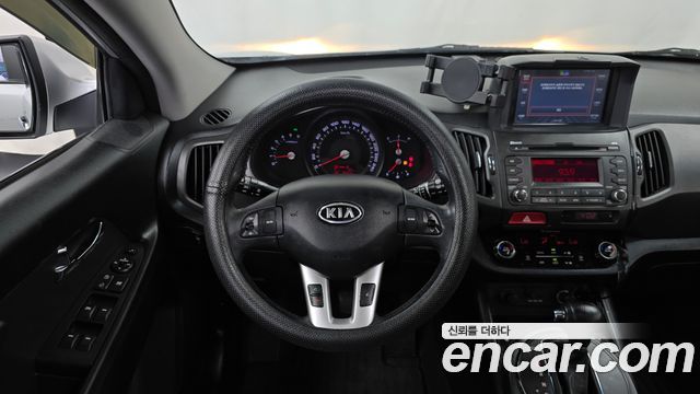 Kia Sportage 2011 — photo 13
