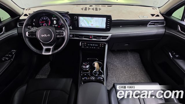 Kia K5 2022 — photo 10