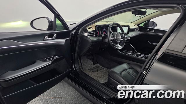 Kia K5 2022 — photo 13