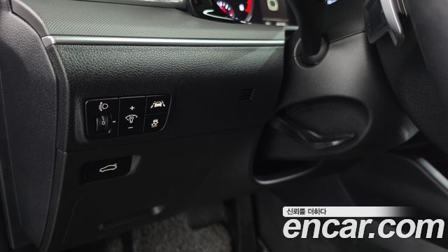Kia K5 2022 — photo 25