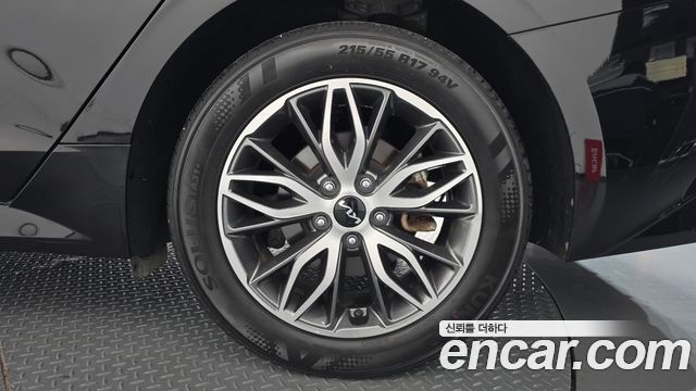 Kia K5 2022 — photo 7