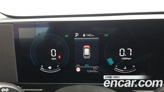 Hyundai Kona 2023 — photo 8