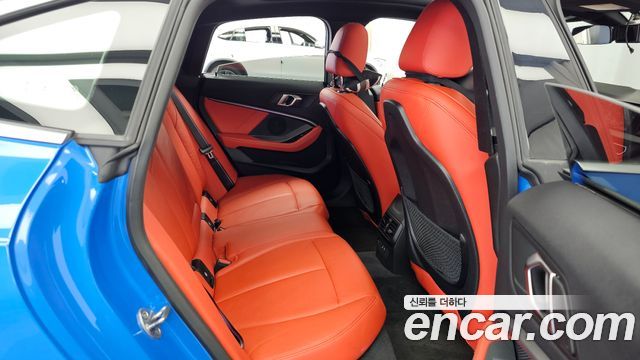 BMW 2-Series 2022 — photo 18
