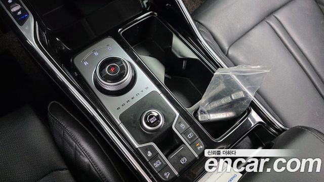 Kia Sorento 2023 — photo 9