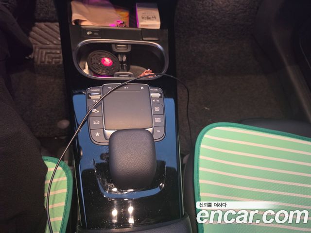 Mercedes-Benz A-Class 2021 — photo 11