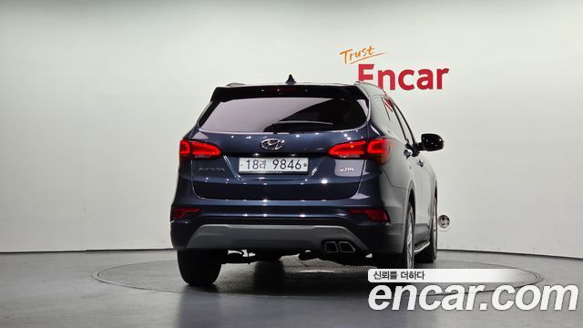 Hyundai Santafe 2018 — photo 4