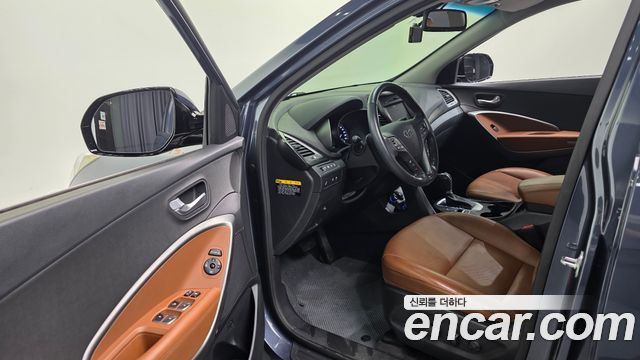 Hyundai Santafe 2018 — photo 11