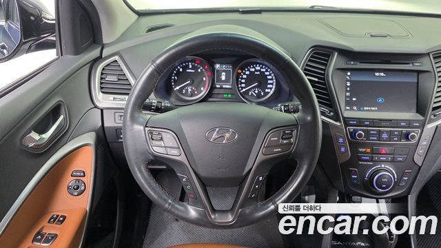 Hyundai Santafe 2018 — photo 13