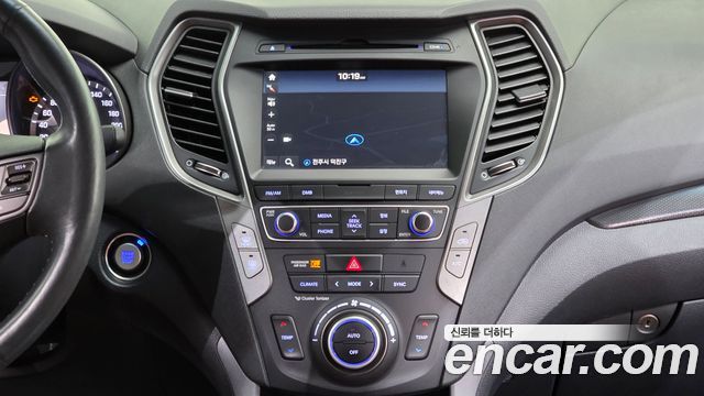 Hyundai Santafe 2018 — photo 15