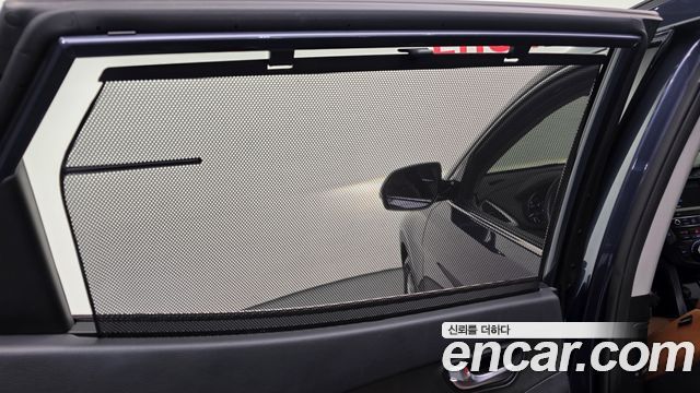 Hyundai Santafe 2018 — photo 17