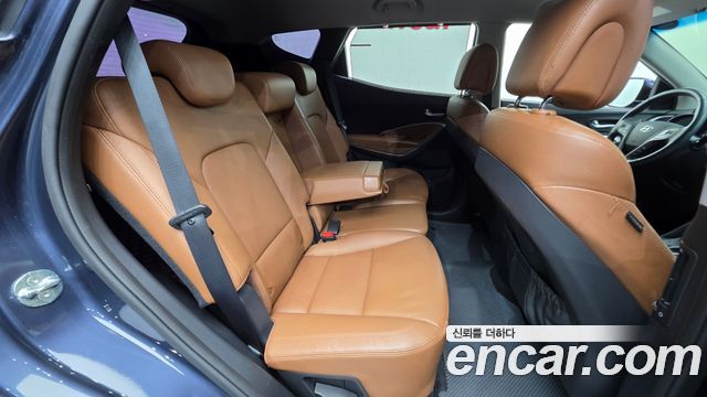 Hyundai Santafe 2018 — photo 19