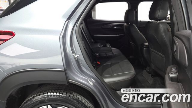 Chevrolet Korea Trailblazer 2021 — photo 17