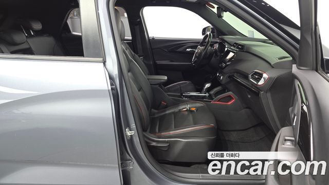 Chevrolet Korea Trailblazer 2021 — photo 16