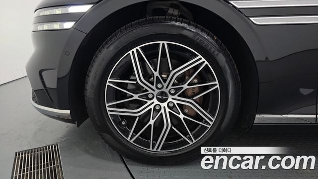 Genesis G90 2023 — photo 5