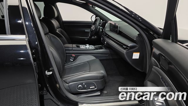 Genesis G90 2023 — photo 17