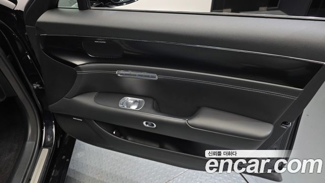 Genesis G90 2023 — photo 14
