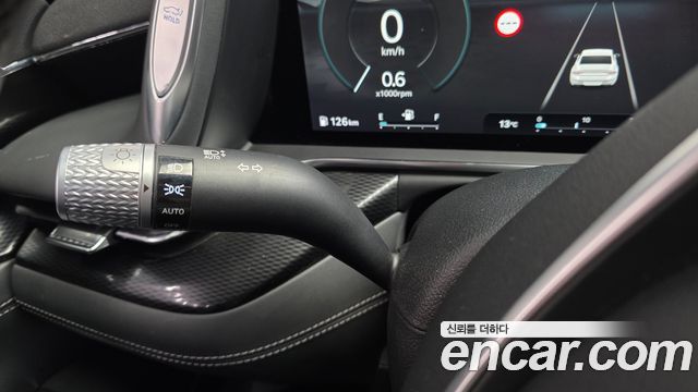 Genesis G90 2023 — photo 31