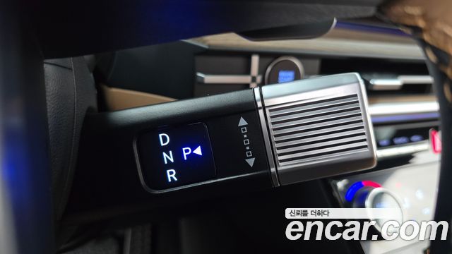 Hyundai Santafe 2024 — photo 12