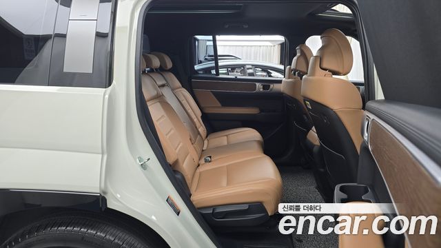 Hyundai Santafe 2024 — photo 17