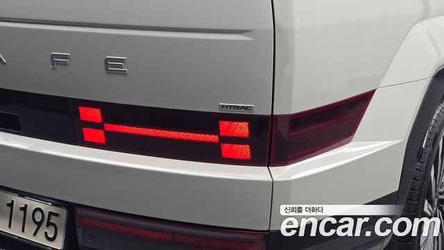 Hyundai Santafe 2024 — photo 9