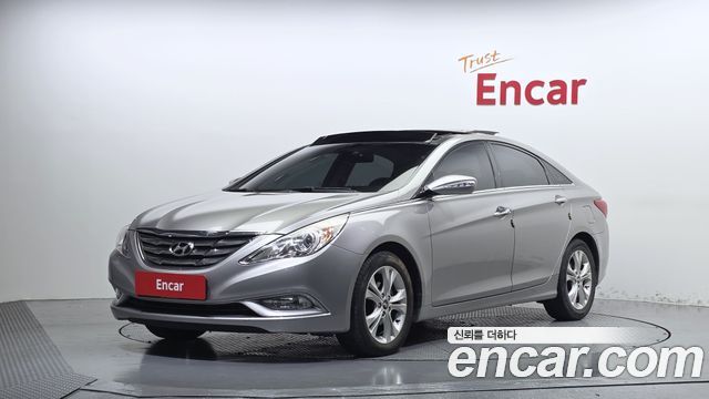 Hyundai Sonata 2010 — photo 1