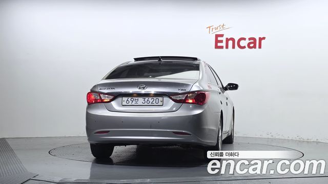 Hyundai Sonata 2010 — photo 4