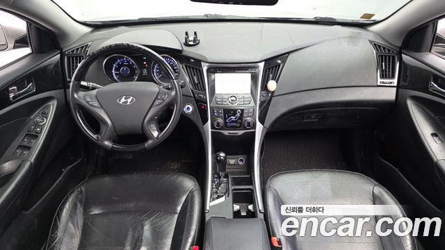 Hyundai Sonata 2010 — photo 7