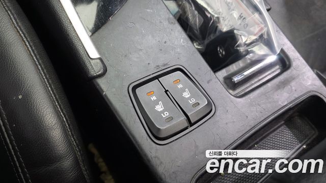 Hyundai Sonata 2010 — photo 16