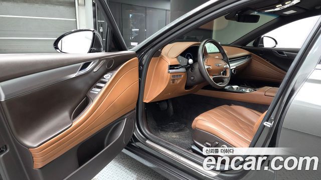 Genesis G80 2023 — photo 13