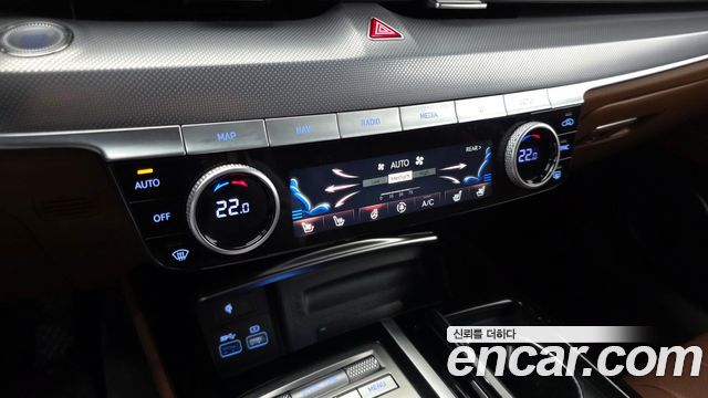 Genesis G80 2023 — photo 24