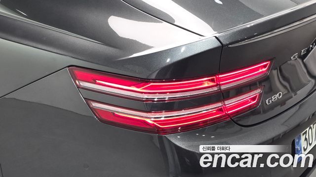 Genesis G80 2023 — photo 9