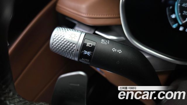 Genesis G80 2023 — photo 28