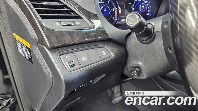 Hyundai Grandeur 2015 — photo 16