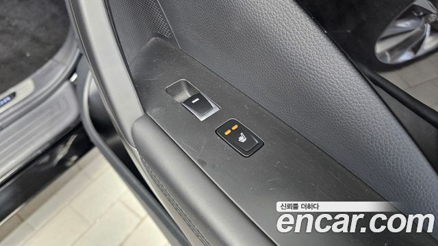 Hyundai Grandeur 2015 — photo 18