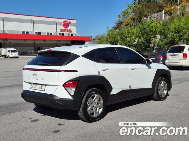 Hyundai Kona 2023 — photo 2