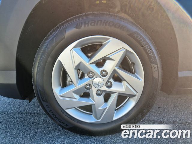 Hyundai Kona 2023 — photo 5