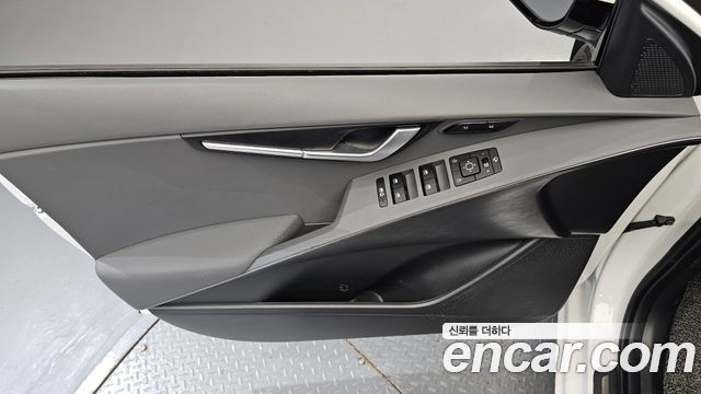 Kia Niro 2025 — photo 14