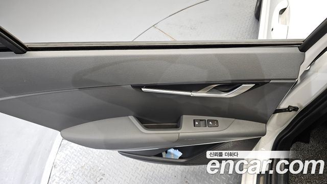 Kia Niro 2025 — photo 15