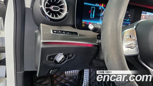 Mercedes-Benz CLS-Class 2019 — photo 22