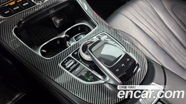 Mercedes-Benz CLS-Class 2019 — photo 29