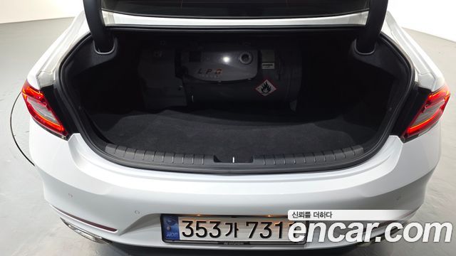 Hyundai Grandeur 2017 — photo 17