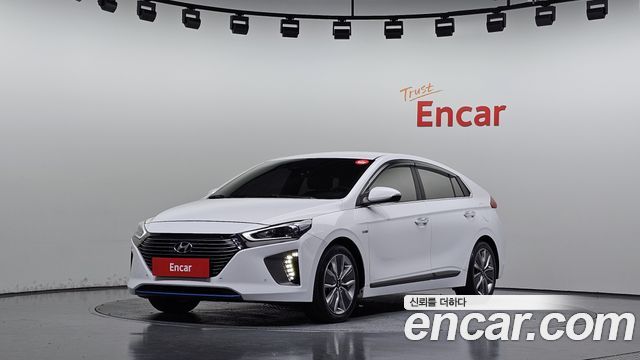 Hyundai Ioniq 2016 — photo 1