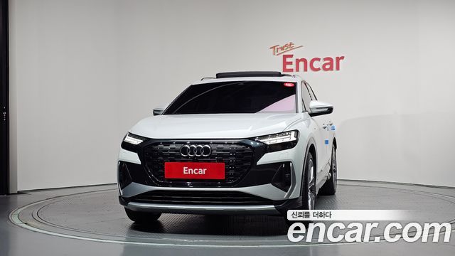 Audi Q4 e-tron 2025 — photo 3