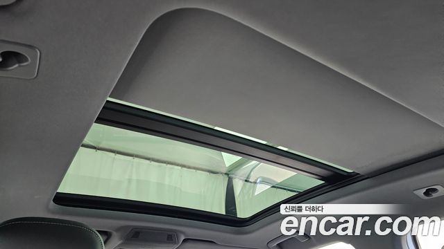 Audi Q4 e-tron 2025 — photo 22