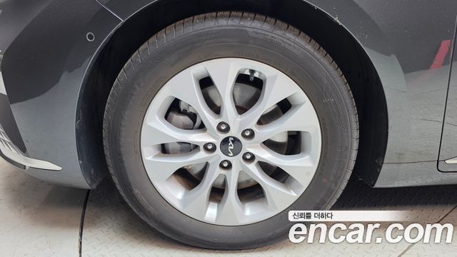 Kia K8 2023 — photo 5