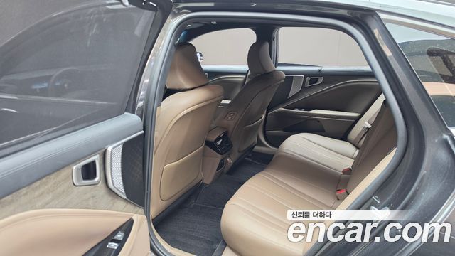 Kia K8 2023 — photo 18
